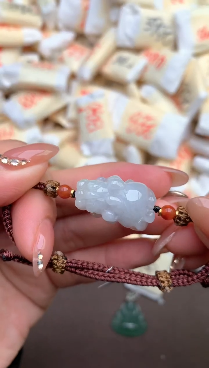 【闪购商品】翡翠手绳未镶嵌— 