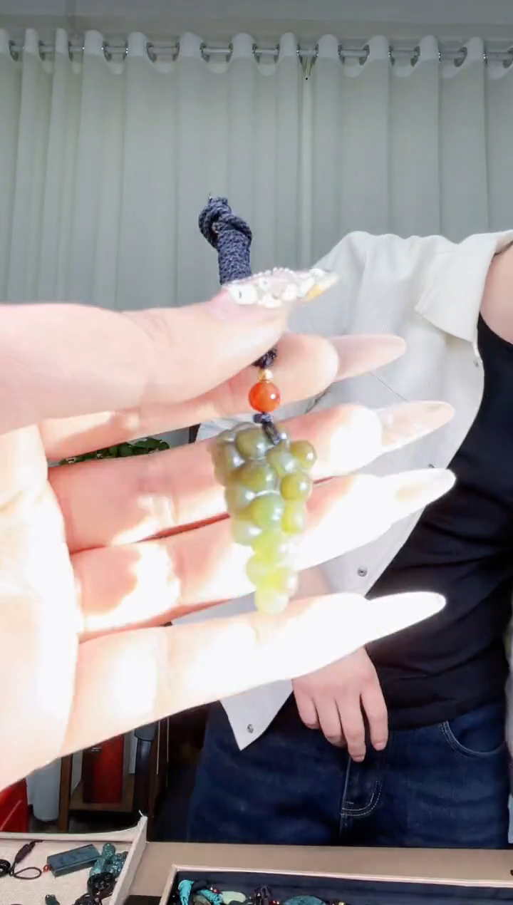 【闪购商品】和田玉挂件未镶嵌拍一发一，多样性发货！