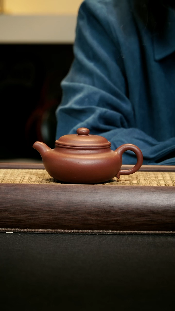 【闪购商品】紫砂茶壶景舟仿古紫泥160cc