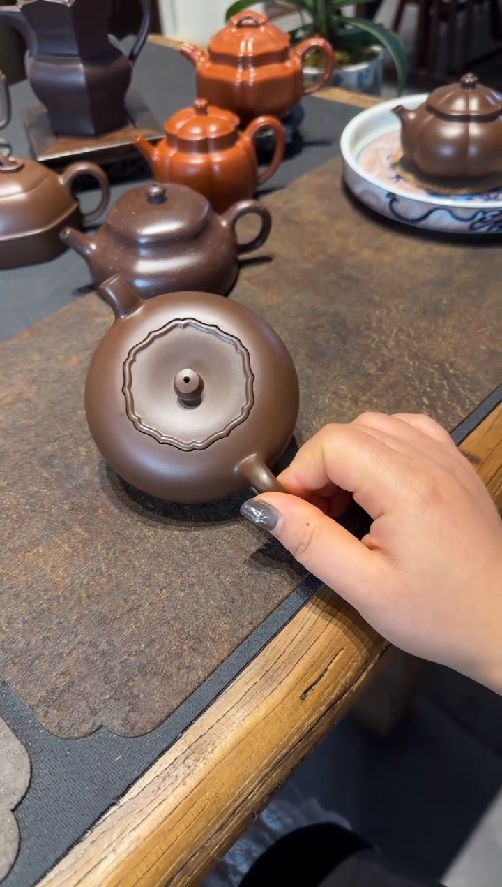 【闪购商品】紫砂茶壶柿柿如意