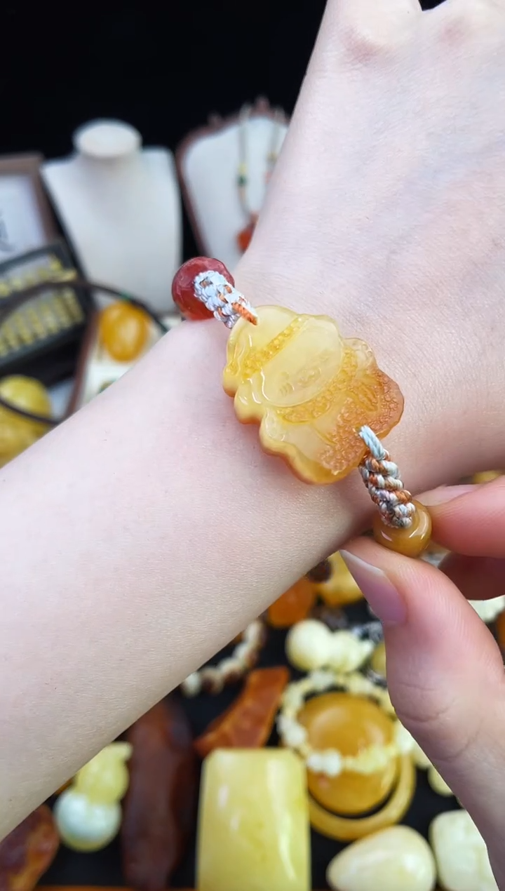 琥珀未镶嵌珠宝奇石柒月