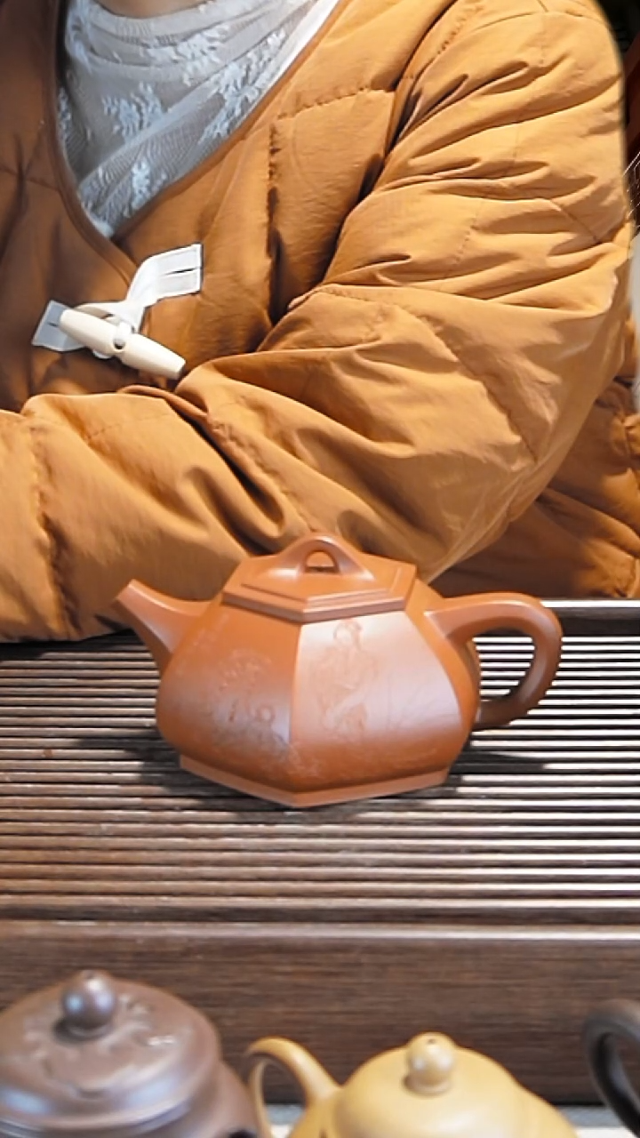 茶壶紫砂六方石瓢 赵庄朱泥 300CC 储国峰