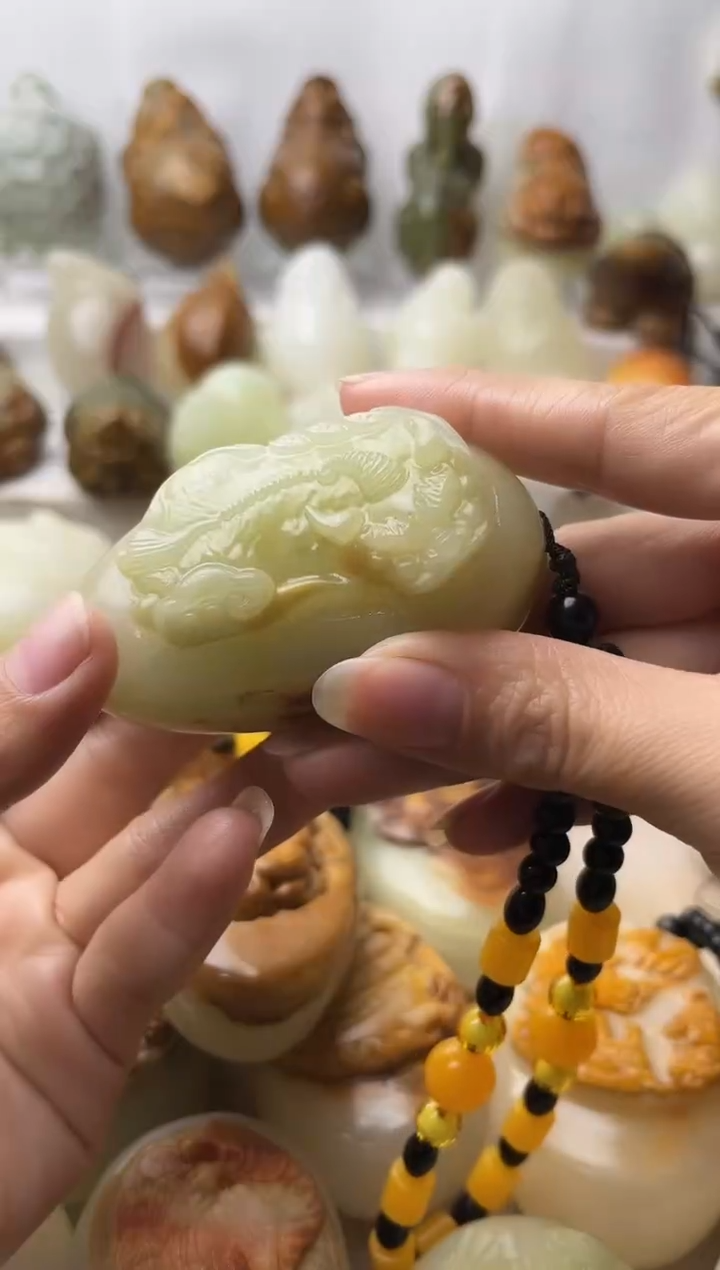 石材方解石棉纹正常不退换貔貅