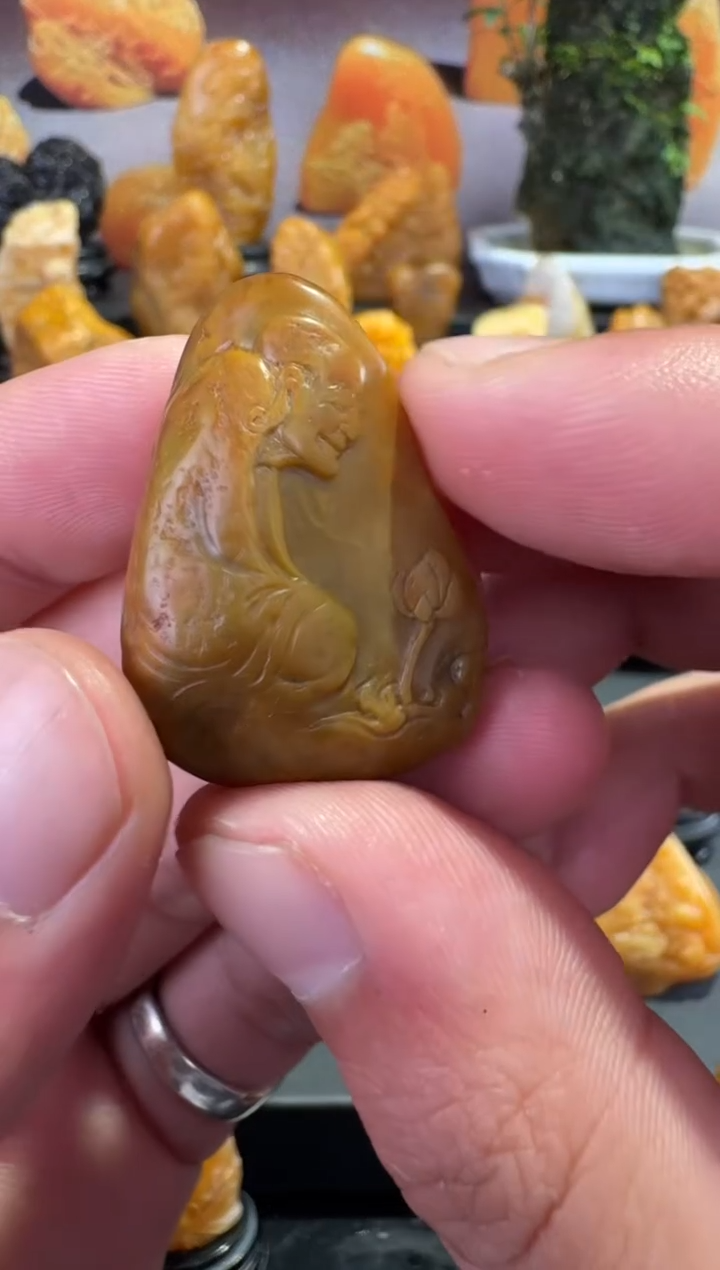 【闪购商品】田黄石半知田黄直播间