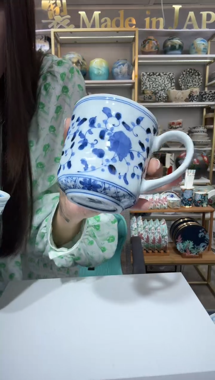 陶瓷蓝凛家八角马克杯-蓝凛唐草