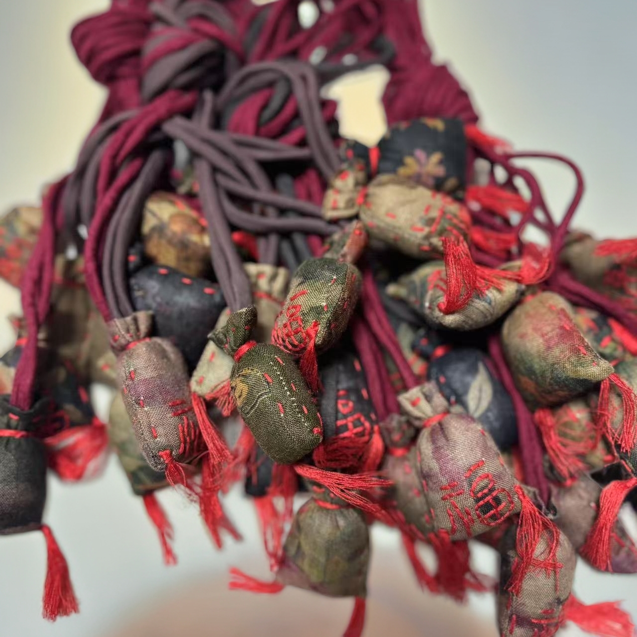 《福气满满》宠粉款亚麻手工缝制福字项链〈颜色随机〉