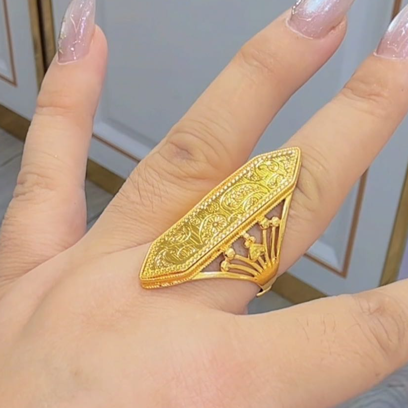 钛钢莫桑石手镯 金色欧美风浅金女民族风哑光复古龙凤呈祥可调节