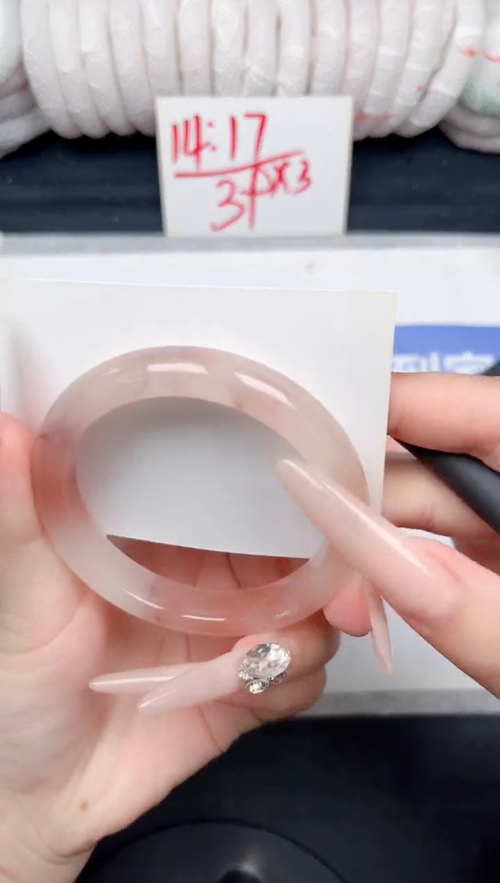 未镶嵌手镯石英质玉13-59