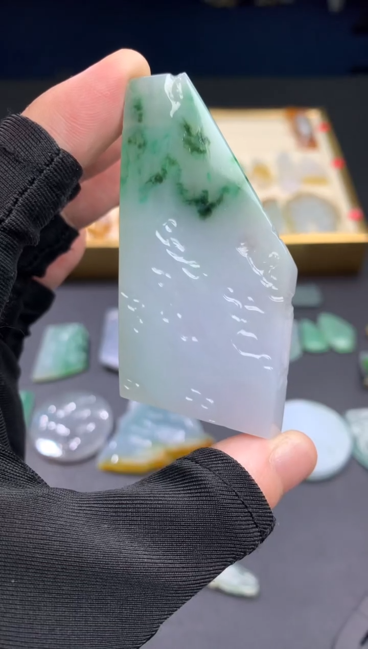 【闪购商品】定制翡翠未镶嵌           