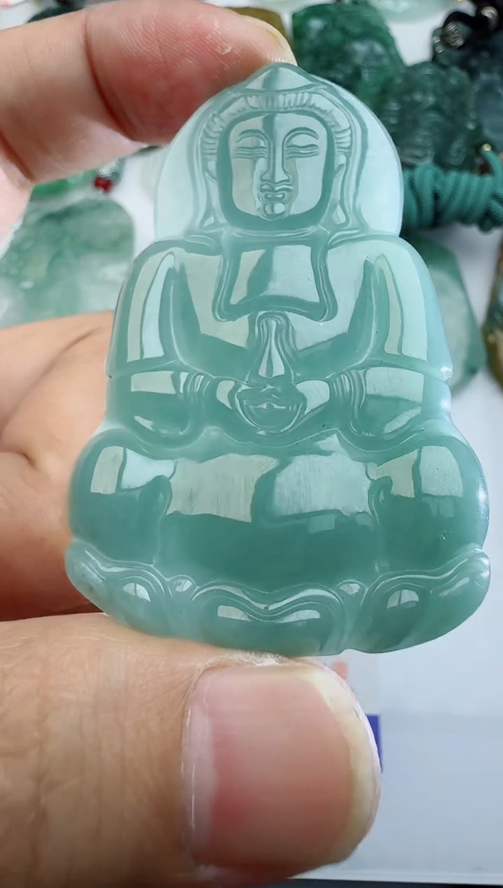 【闪购商品】翡翠颈饰未镶嵌1111111111