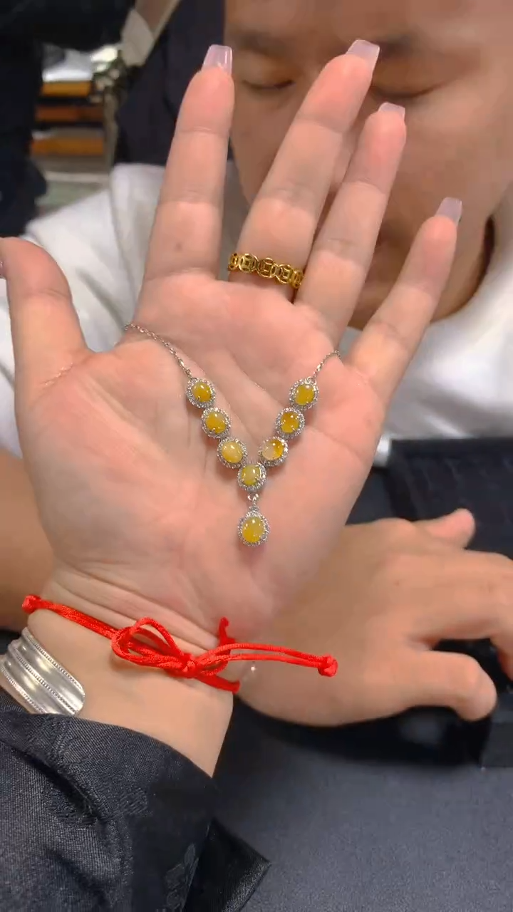 【闪购商品】翡翠吊坠(赠链)银S925镶嵌0984364282多样性发其一