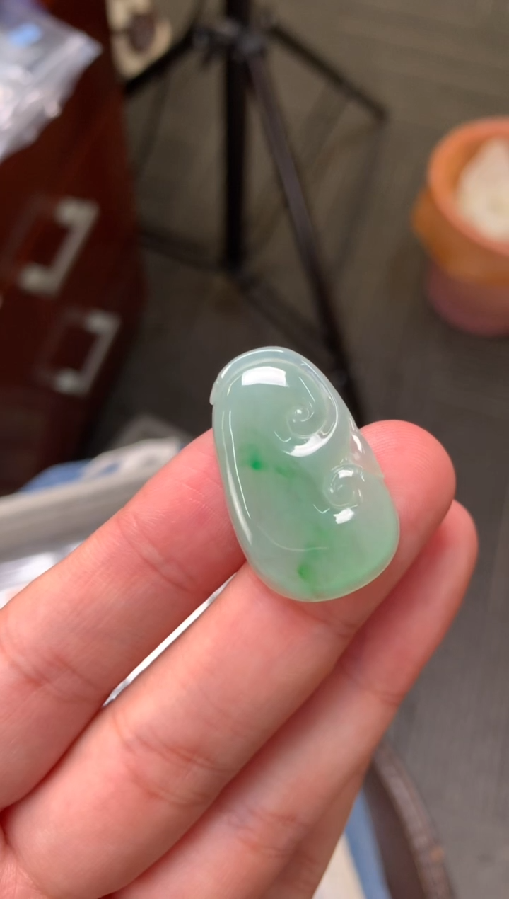 未镶嵌定制翡翠裸玉