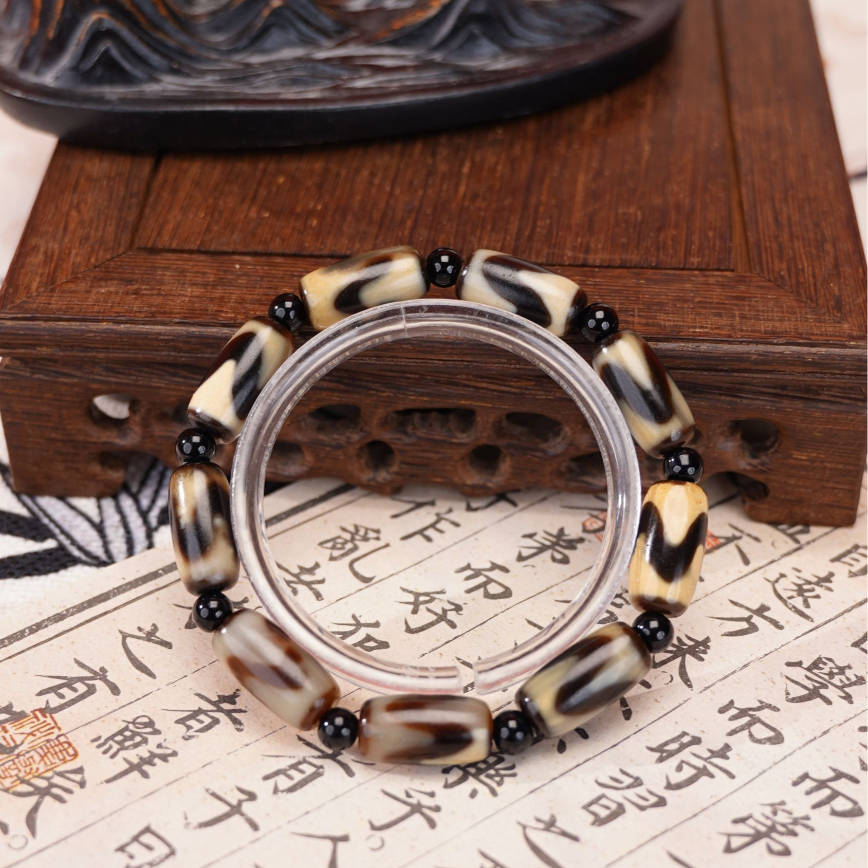 精品天珠 老玛瑙 虎牙天珠手串  DZ70014