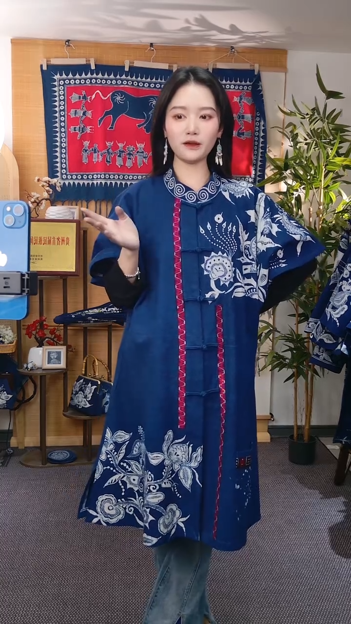 【非议蜡染服饰】蜡染刺绣对襟连衣裙