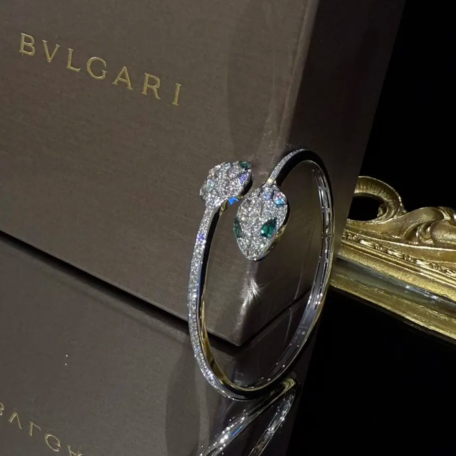 99新 BVLGARI/宝格丽 小花6欢 鎏光蛇影祖母绿18k白金蛇头手镯 M