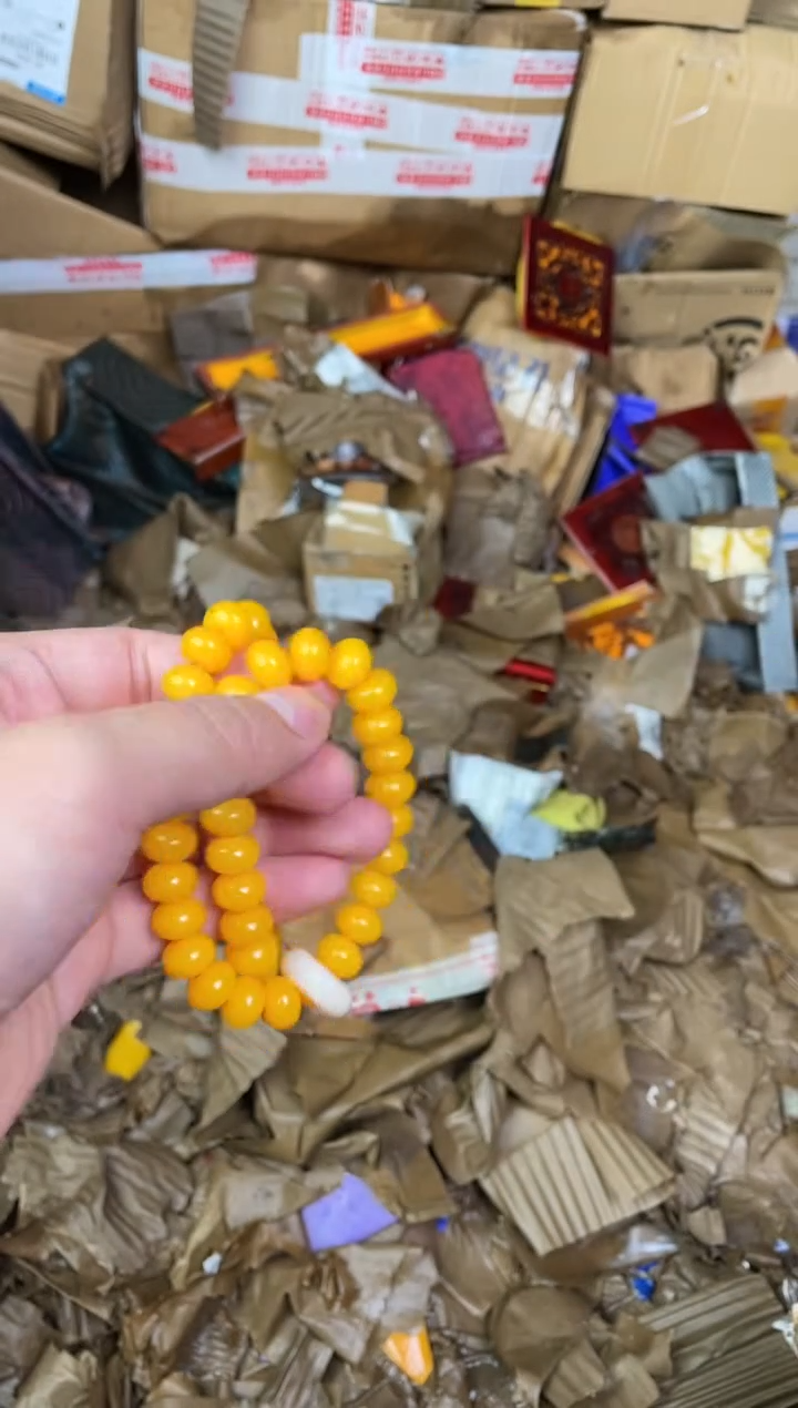 木质非金属捧月文创福利闪购商品无礼盒