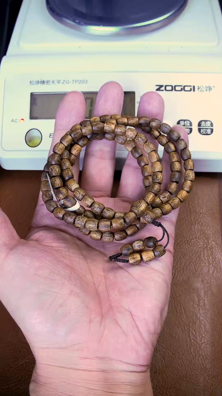 沉香手串佳*雨沉香手串6mm16克左右多样性发其一