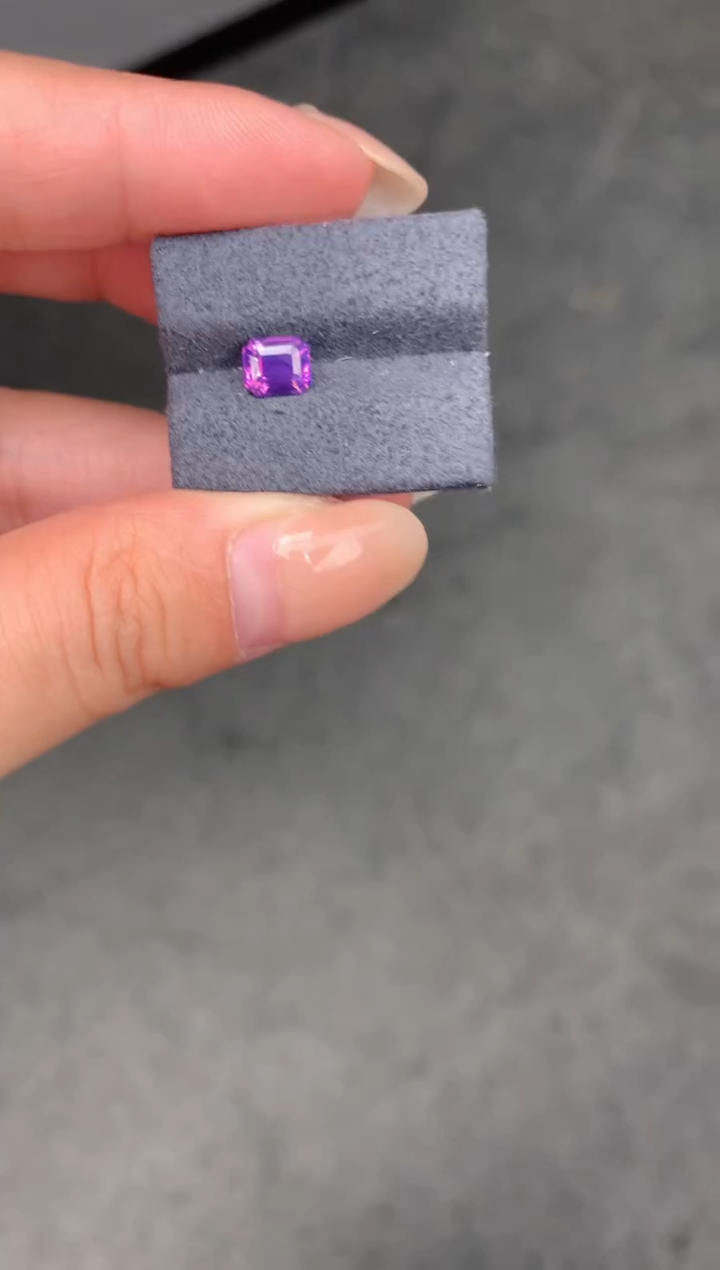 【闪购商品】彩色蓝宝石裸石未镶嵌1ct无烧紫蓝宝