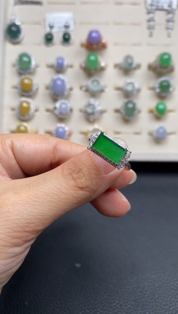 【闪购商品】翡翠戒指银S925镶嵌11111