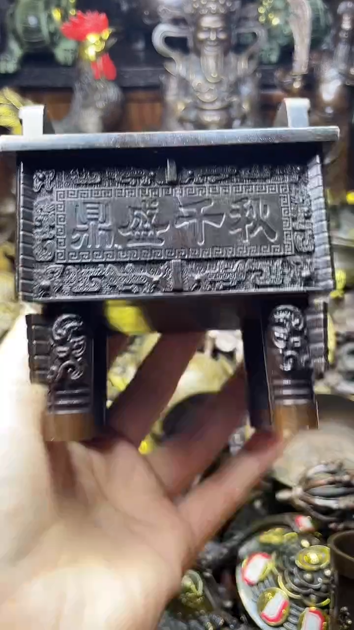 闪购链接，点击下单，有运费险，铜摆件