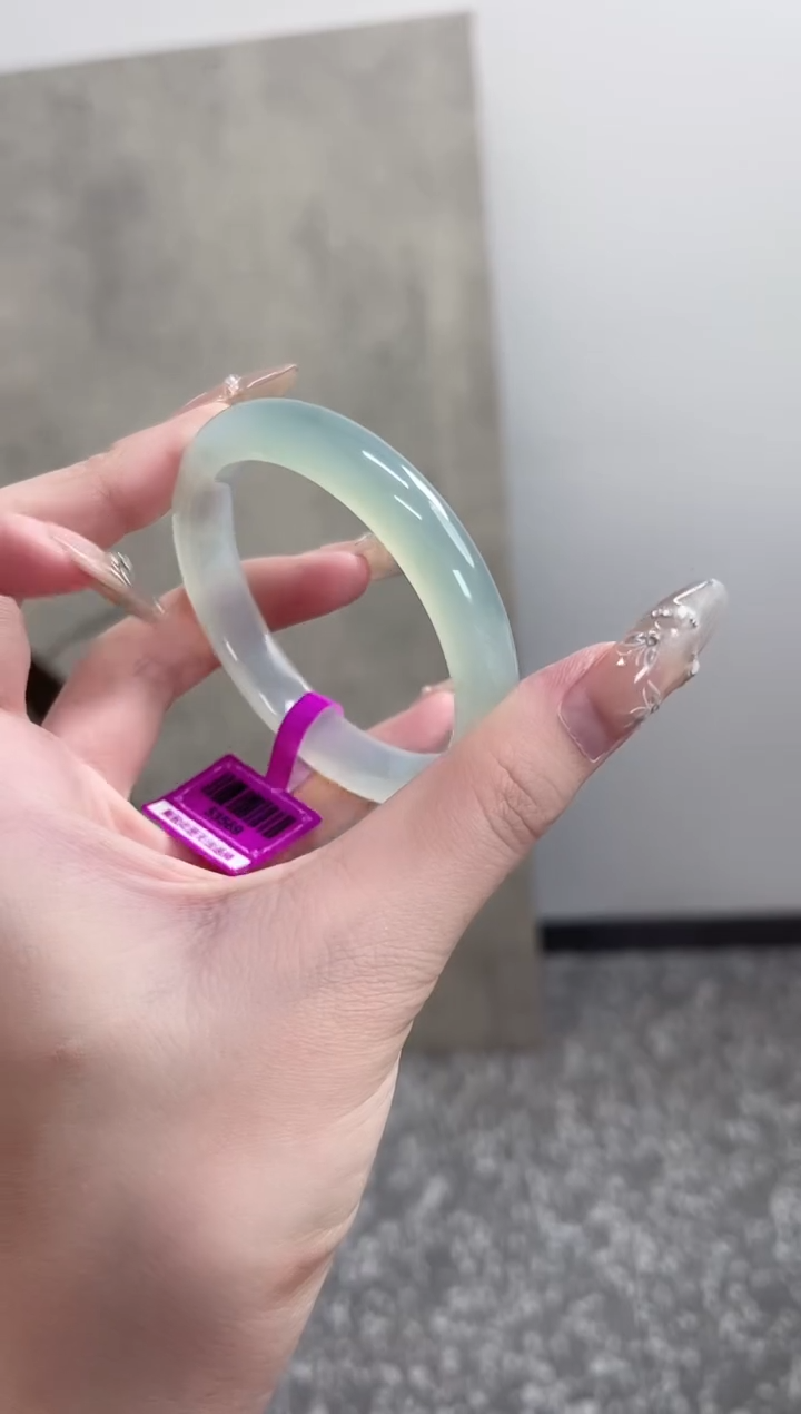 【闪购商品】玛瑙/玉髓手镯未镶嵌53-54圈 需要包容