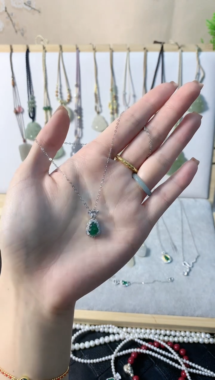 【闪购商品】翡翠颈饰银S925镶嵌吊坠4