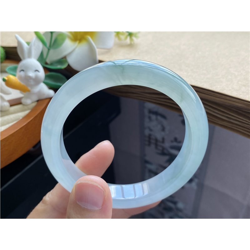 03.09批冰飘花果冻镯1625号57.9-12.2-8.6浅绿色！天然翡翠手镯