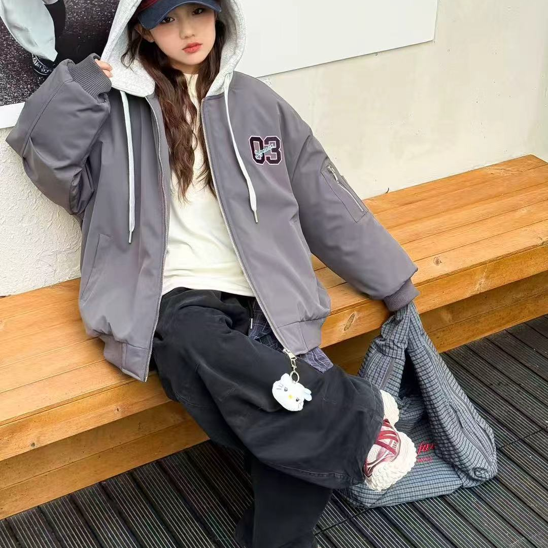 东2025【X】12月21日 男童女童时尚灰色加厚连帽飞行服3722-