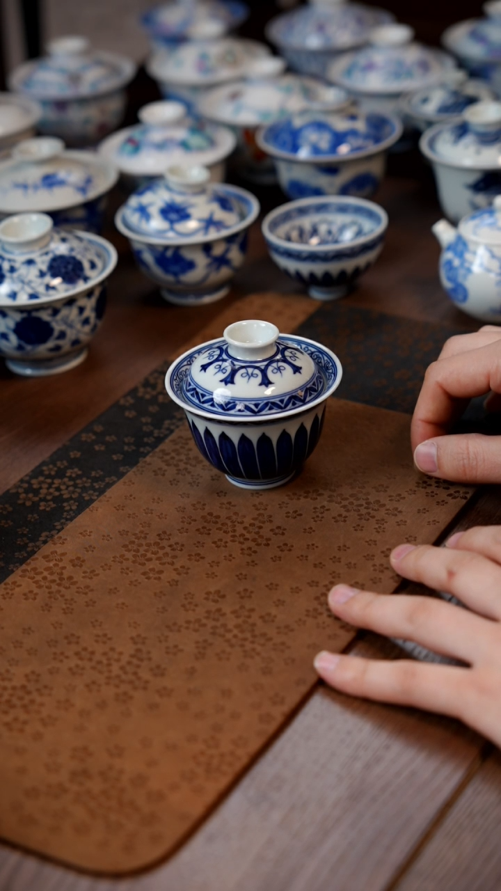 【闪购商品】菊瓣盖碗11111111111