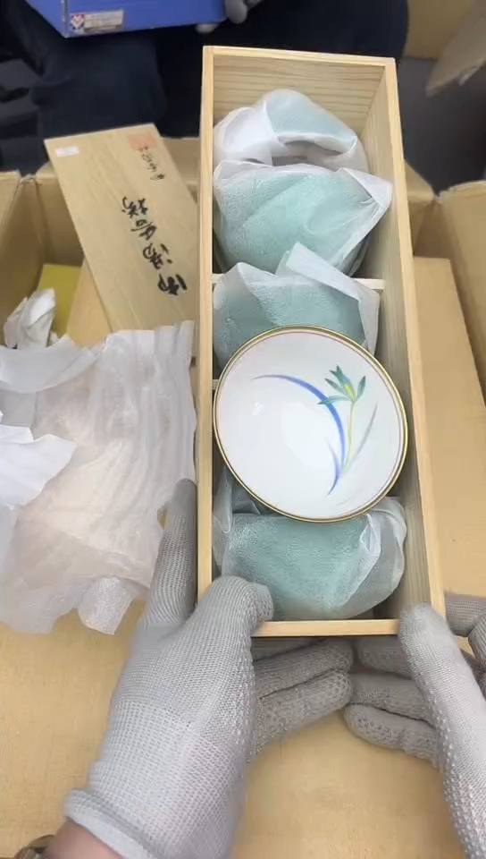 【闪购商品】中古回流瓷器好看，谨慎参拍
