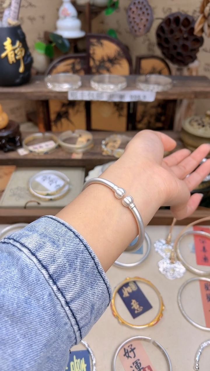 珐琅足银足银999.9纯手工古法錾刻吉言南瓜对口手镯