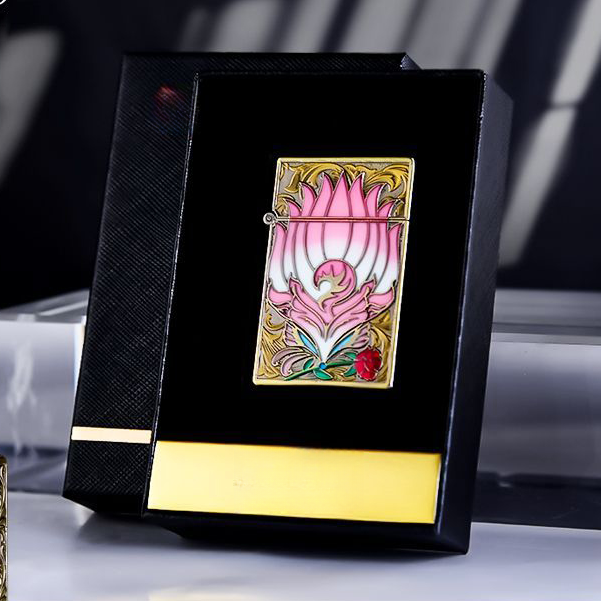 青铜唐草夜光九尾狐砂轮打火机【全新机无煤油】