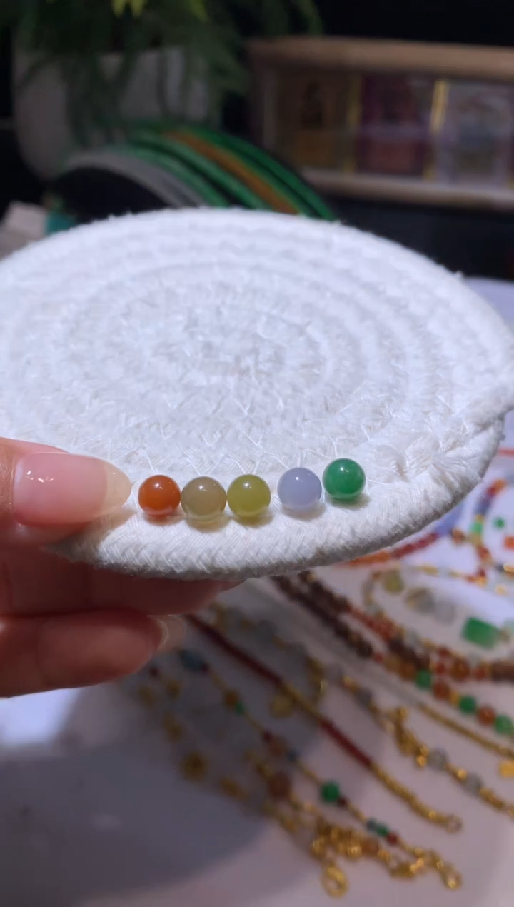 【闪购商品】定制翡翠未镶嵌6.7*五颗珠子280+28