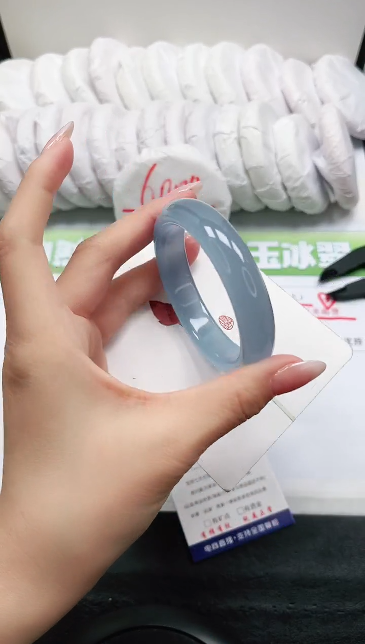 【闪购商品】石英质玉手镯未镶嵌114-56