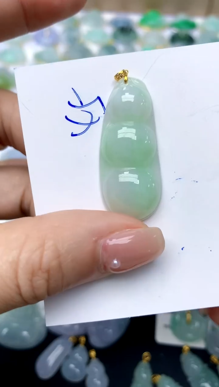 【闪购商品】翡翠颈饰18K金镶嵌45天然A货翡翠