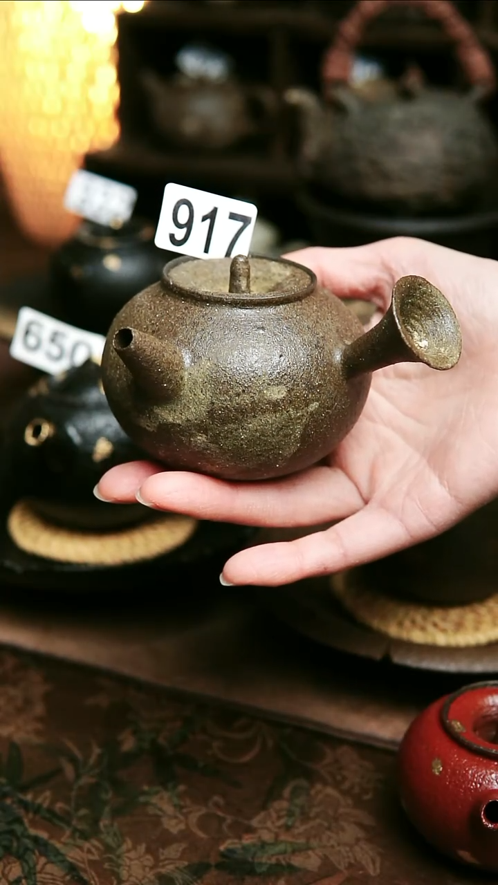 紫砂全手工粉引侧把茶壶满容175毫升左右