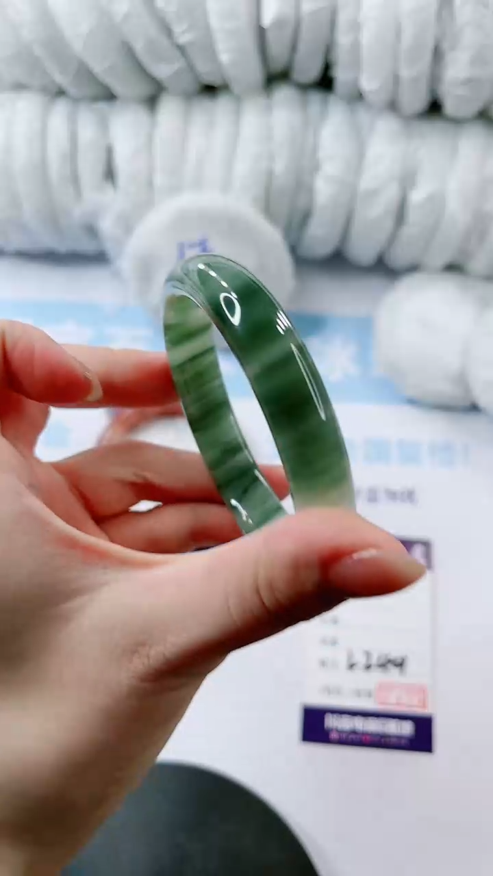 【闪购商品】石英质玉手镯未镶嵌多样性发货L249