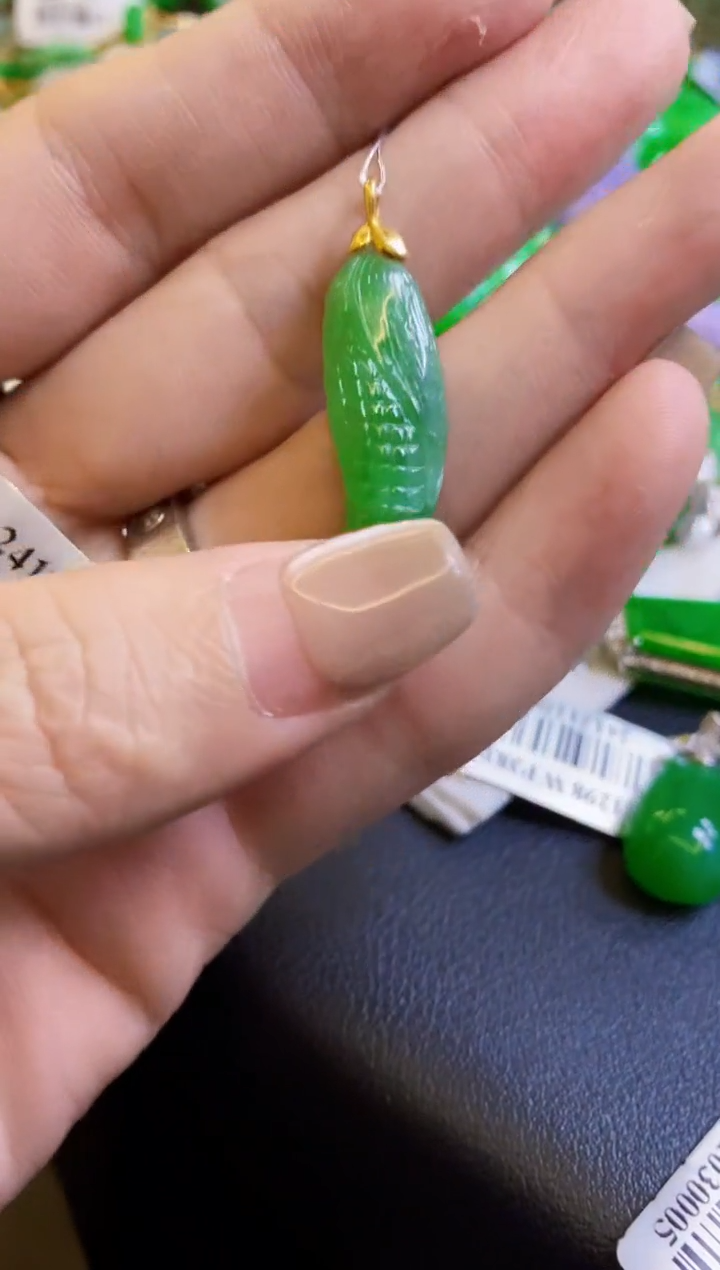 【闪购商品】翡翠颈饰18K金镶嵌吊坠