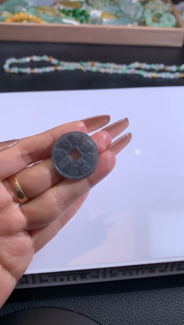 【闪购商品】定制翡翠未镶嵌翡翠