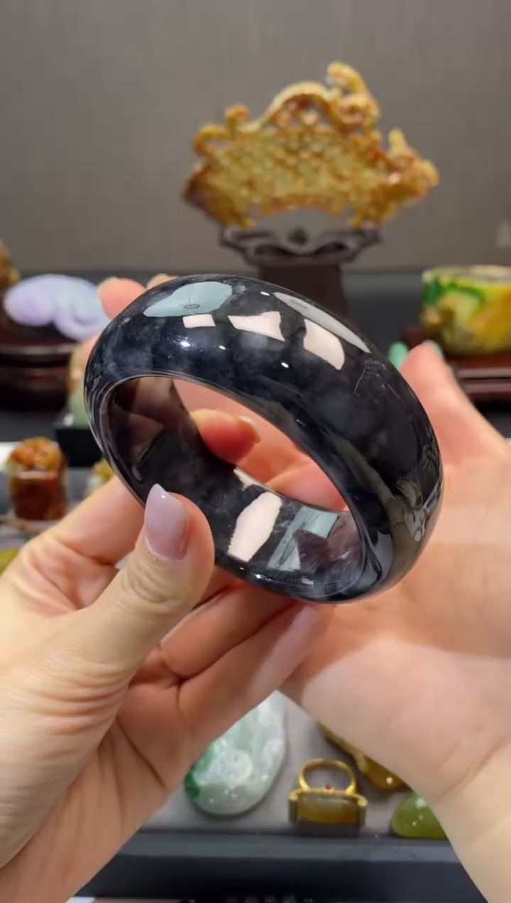 【闪购商品】翡翠手镯未镶嵌翡翠轮胎手镯