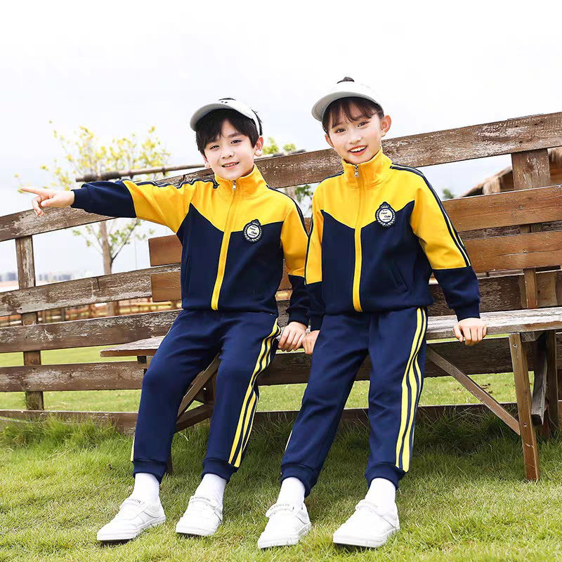 d3中上黄色  单件外套（有校标）