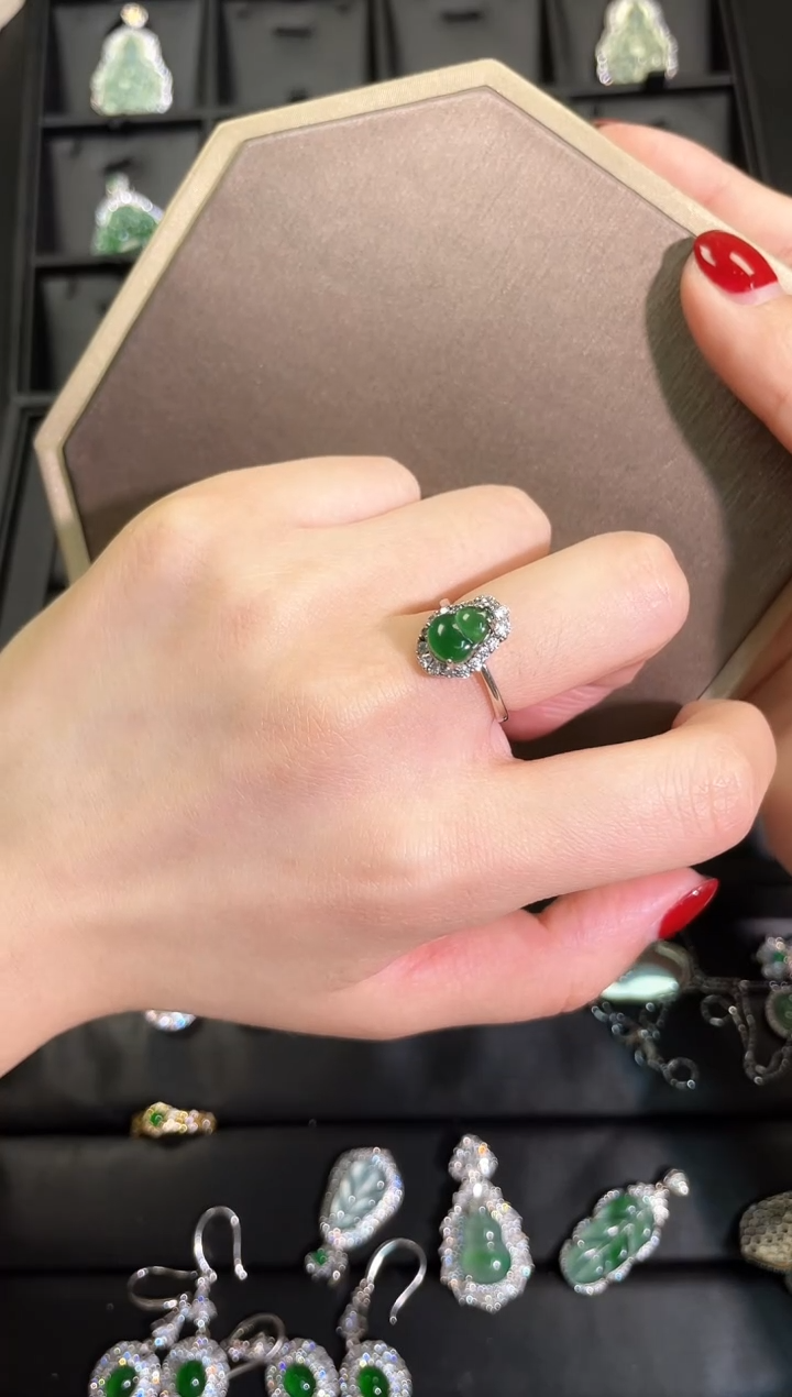 【闪购商品】翡翠戒指银S925镶嵌翡翠戒指