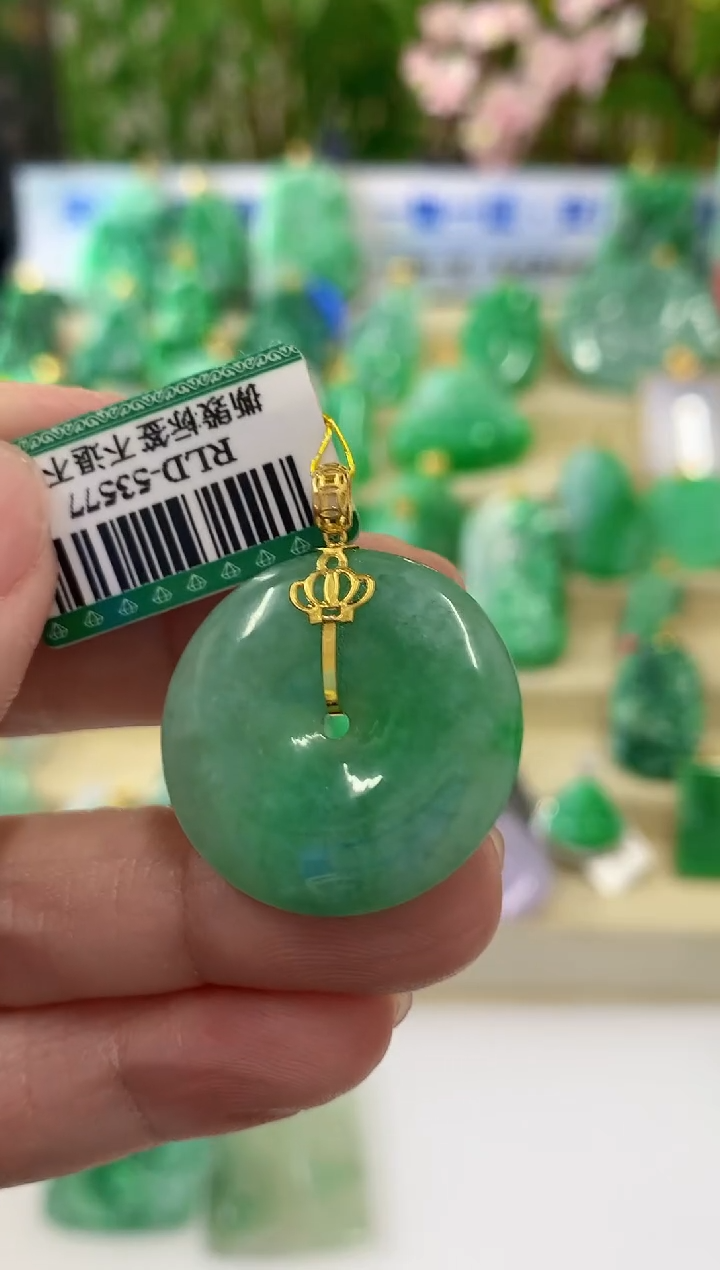 【闪购商品】翡翠颈饰18K金镶嵌挂件