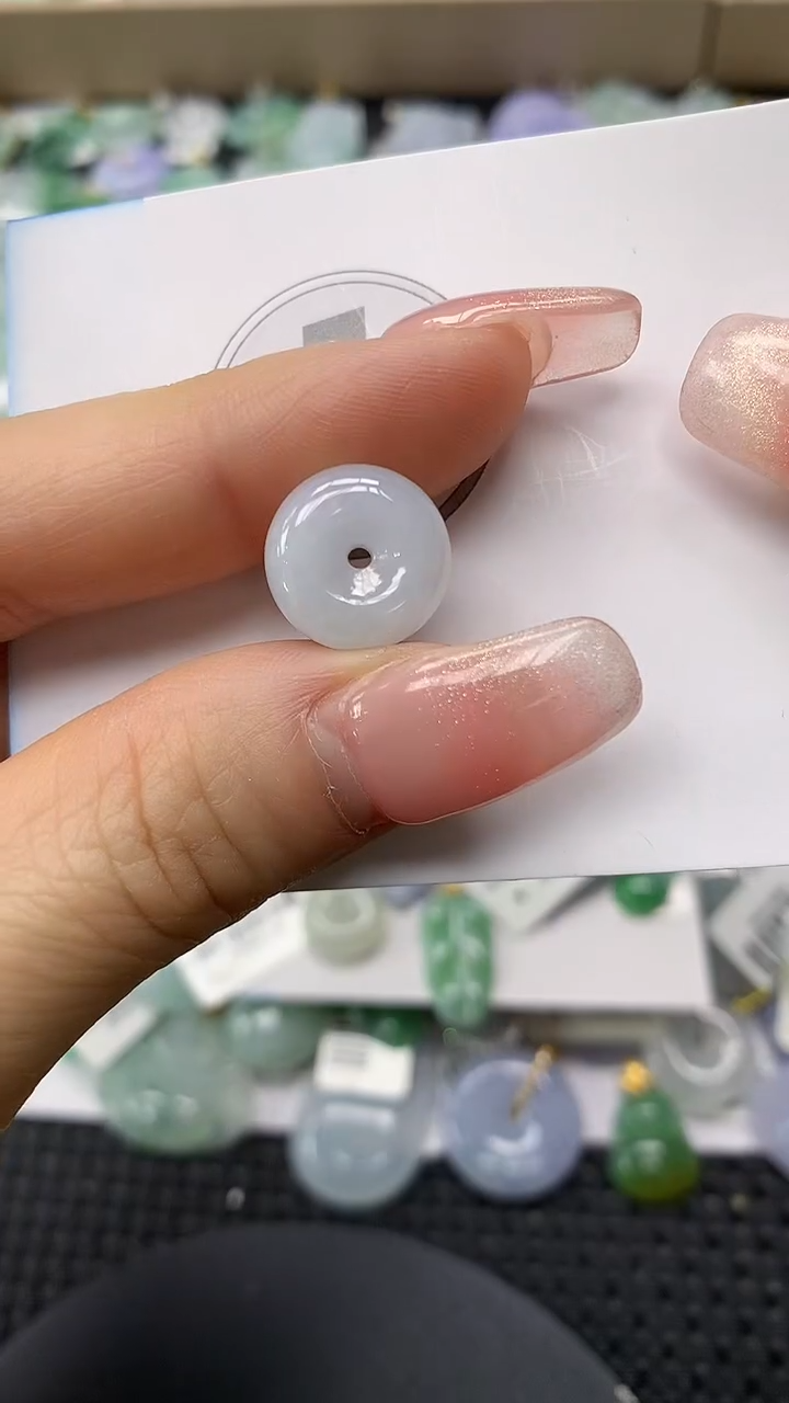 颈饰未镶嵌翡翠a货百元以下同包裹多件发出的只收取一单运费