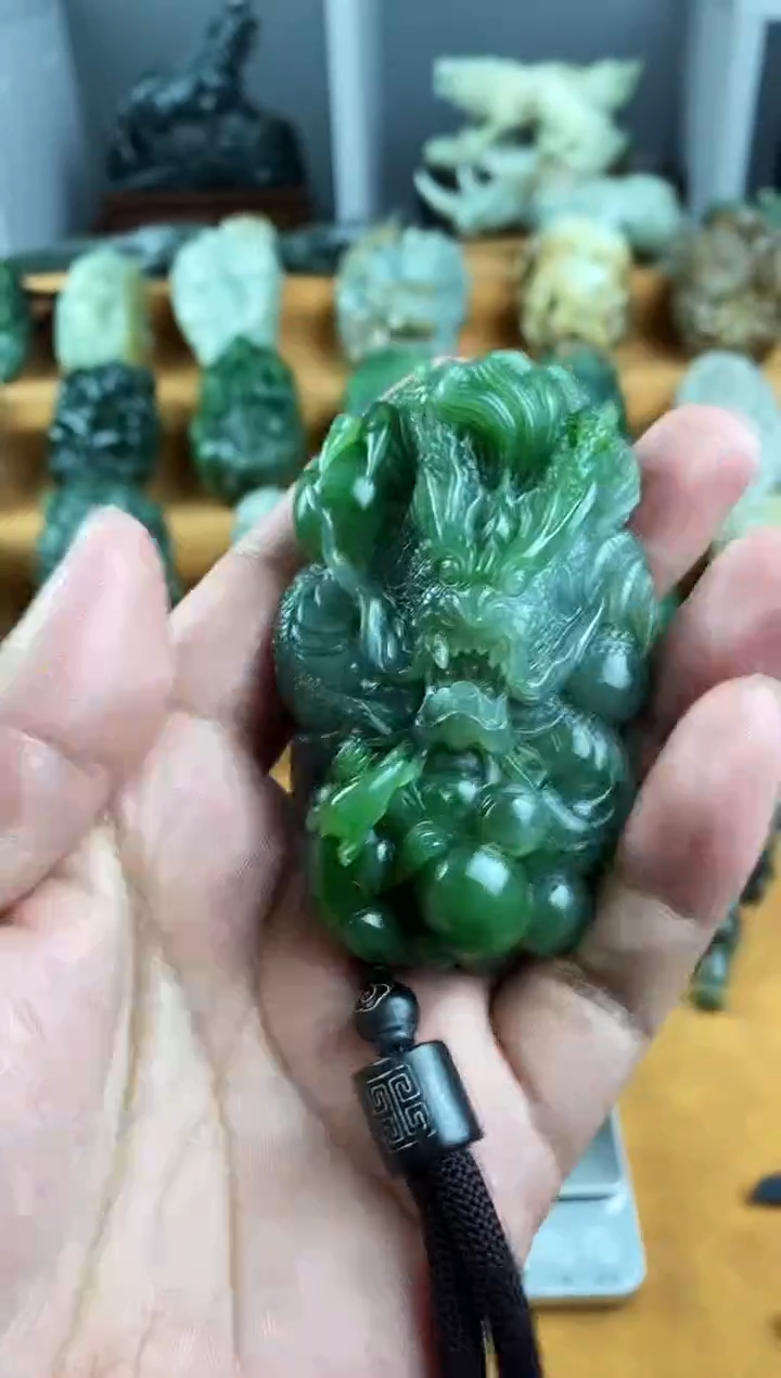 未镶嵌和田玉把件1