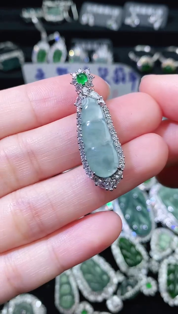 【闪购商品】翡翠未镶嵌颈饰精美翡翠-多样性只发一件H224