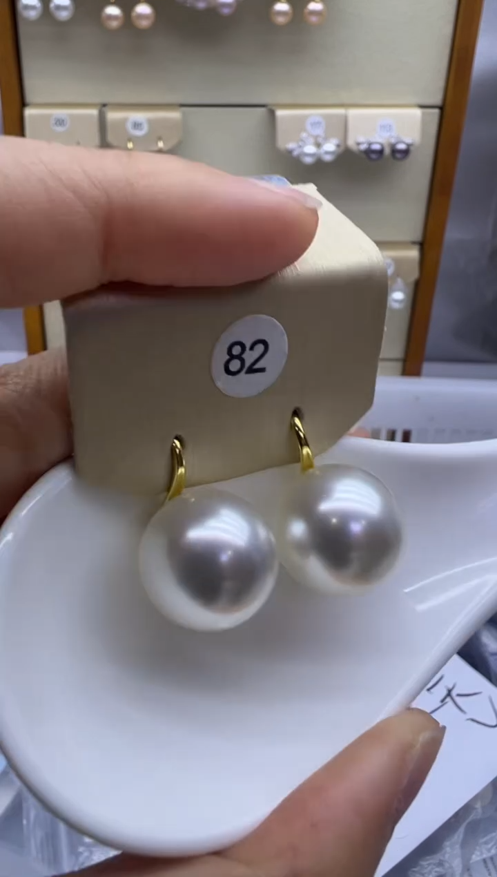 银S925镶嵌耳饰淡水珍珠82
