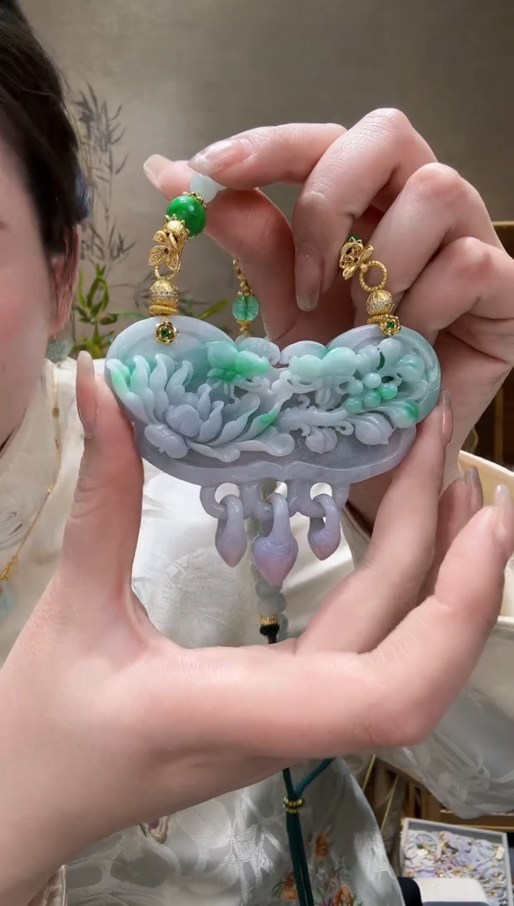 【闪购商品】翡翠颈饰未镶嵌吊坠