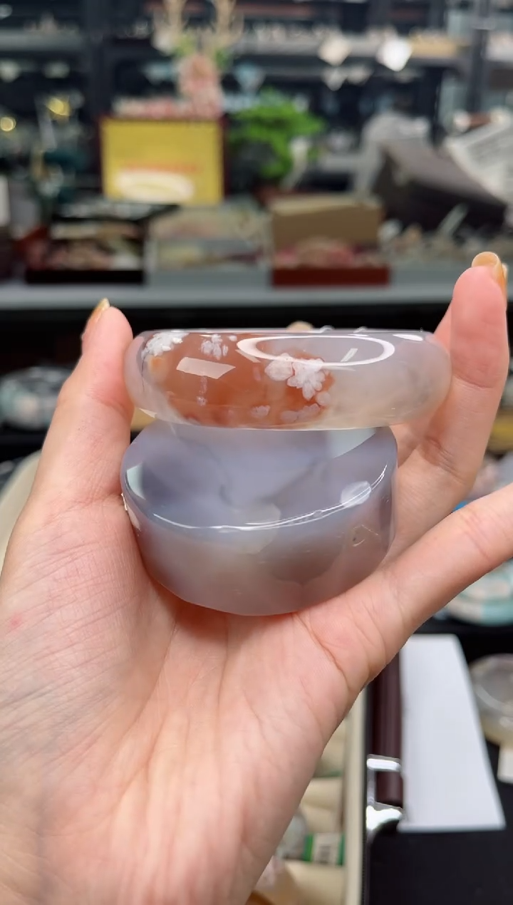 【闪购商品】石英质玉手镯未镶嵌59圈口（赠品镯心）6504013