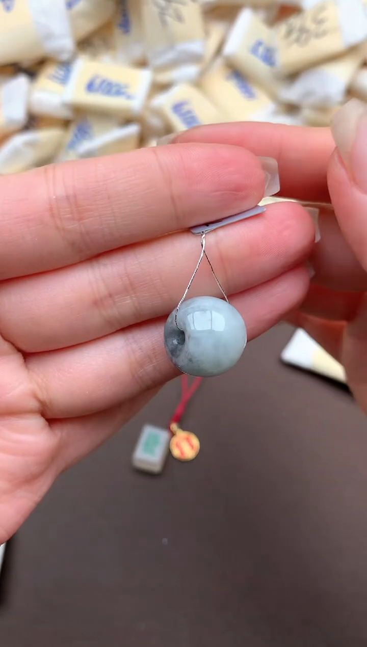 【闪购商品】翡翠挂件未镶嵌   一